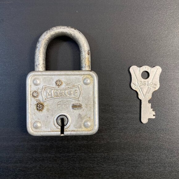 Vintage Classic #66 MASTER Lock with Key, Milwaukee Wis USA, Padlock Lock, Vinta - Picture 1 of 10
